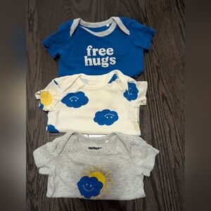 2/$25 Huggies 6M Baby Onesies 3-Pack organic cotton
